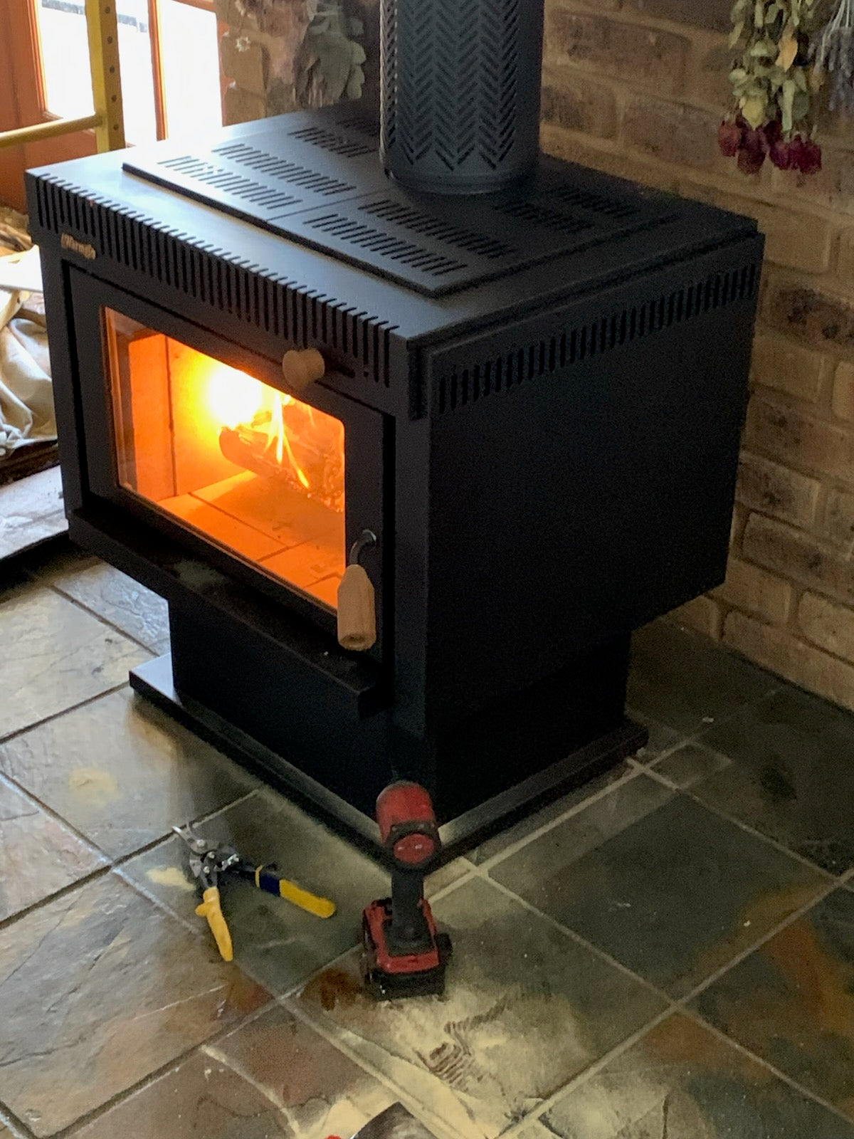 Warmglo Ranger 2500 Fireplace - Hunter Valley Heating