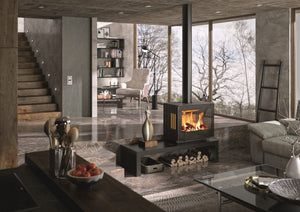Castworks Hergóm Glance L wood fireplace with sleek black design and large glass front for modern heating and ambiance.
