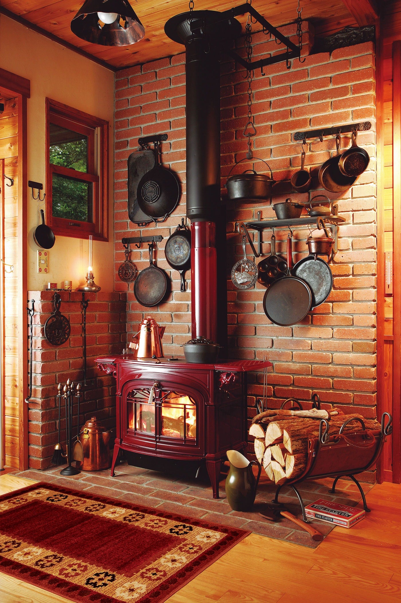 ENCORE WOOD BURNING STOVE FIREPLACE